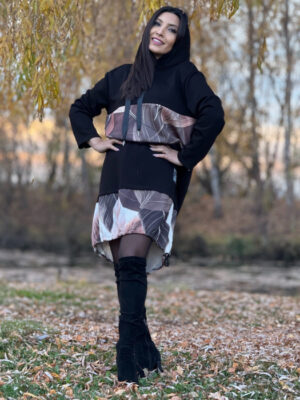 Rochie neagra cu gluga si imprimeu artistic