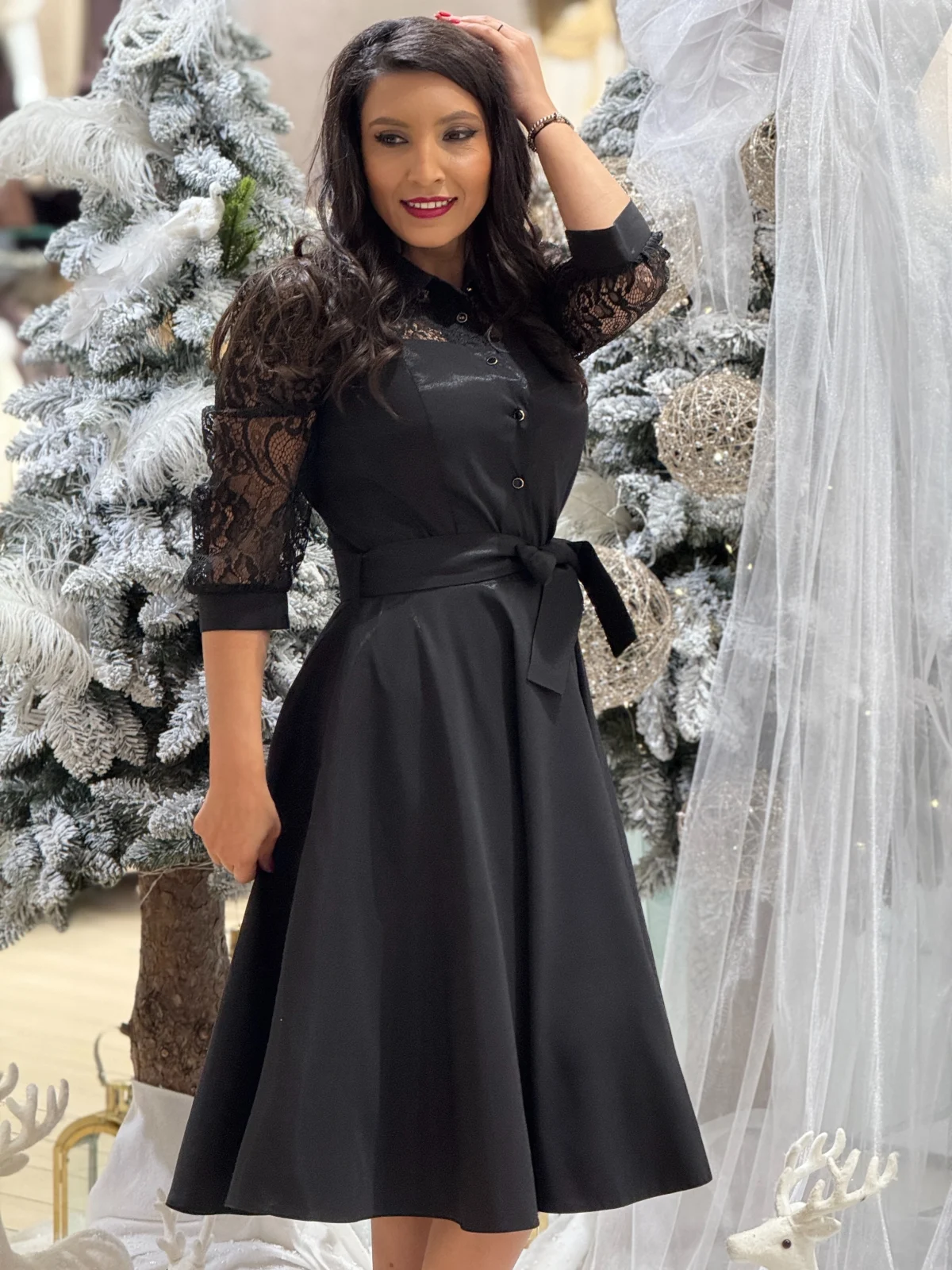 Rochie dama neagra din tafta cu maneci din dantela