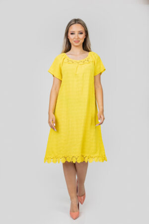 Rochie galbena cu aplicatii florale