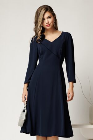 Rochie midi bleumarin din triplu voal cu floare si perle