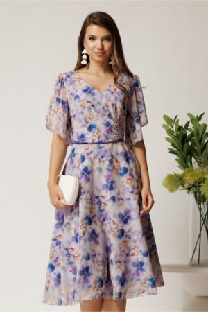 Rochie midi lila din voal in clos cu imprimeuri albastre