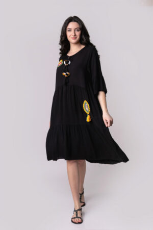 Rochie neagra boho chic cu volane si maneci largi