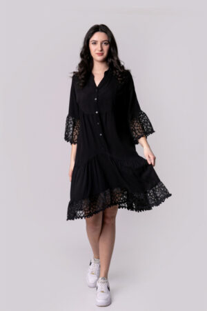 Rochie neagra boho chic cu volane si nasturi