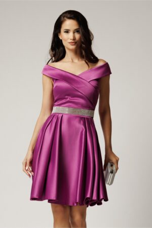 Rochie Nova scurta magenta din tafta in clos cu strasuri in talie