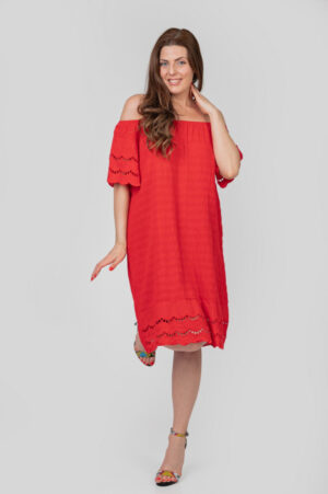 Rochie rosie cu detaliu perforat