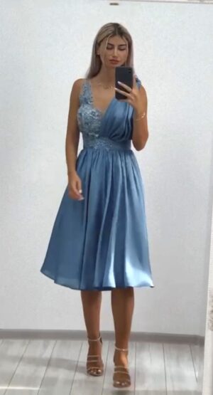 Rochie de ocazie bleu clos cu broderie florala 3D