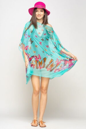 Rochie de plaja tip poncho cu fluturi pe fond turcoaz