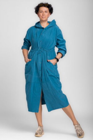 Rochie camasa din catifea reiata cu gluga si siret in talie