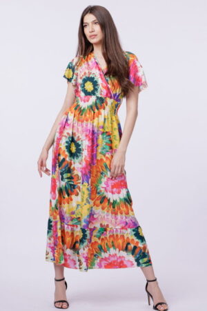 Rochie cu talia evidentiata si bust petrecut