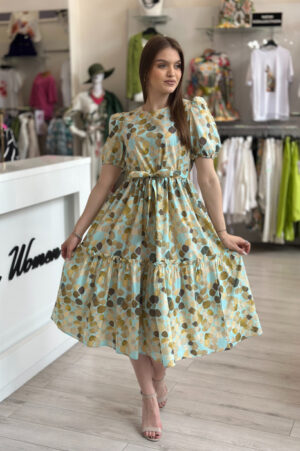 Rochie cu umeri bufanti si imprimeu frunze maro