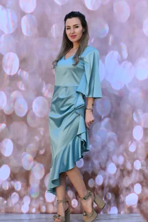 Rochie eleganta conica din tafta cu volane si pense in zona talie