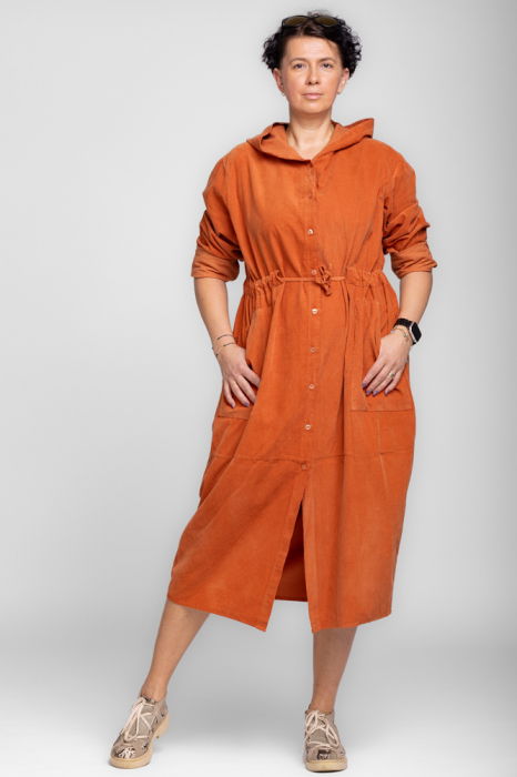 Rochie camasa din catifea reiata cu gluga si siret in talie