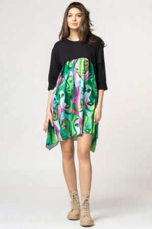 Rochie trendy cu imprimeu chipuri predominant verde