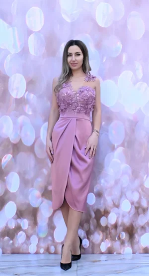 Rochie eleganta din tafta roz plamaniu cu pense in zona taliei