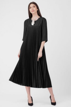 Rochie plisata A-line cu maneci trei sferturi