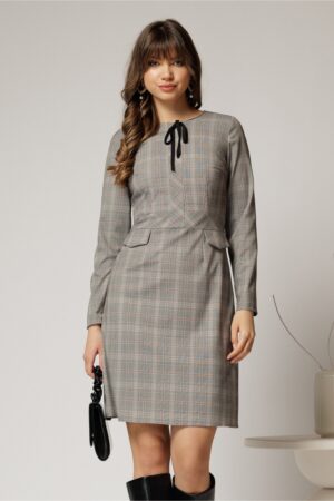 Rochie scurta gri cu carouri snur la guler si fusta tip A