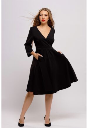 Rochie mini cu croiala in A si buzunare - Negru