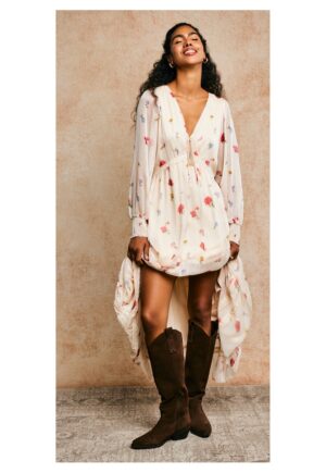 Rochie lunga cu imprimeu floral si decolteu in V Ester