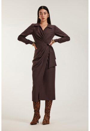 Rochie midi cu croiala petrecuta Margot