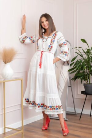 Rochie traditionala alba cu motiv floral multicolor Patricia