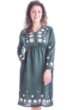 Rochie traditionala midi verde cu motiv floral alb Olivia