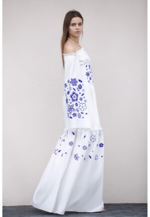 Rochie maxi de bumbac cu decolteu pe umeri si detalii florale - Alb optic/Albastru