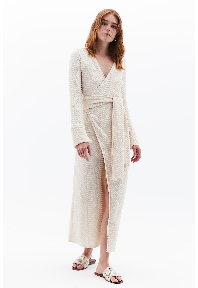 Rochie cu aspect texturat si model petrecut - Crem