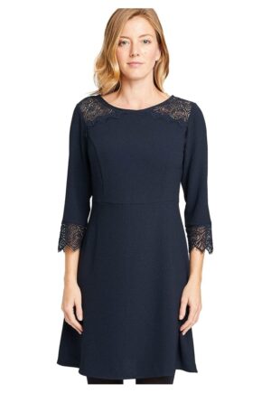 Rochie cu dantela si decupaj pe spate -
