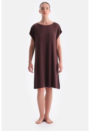 Rochie lejera uni cu maneci scurte - Maro inchis