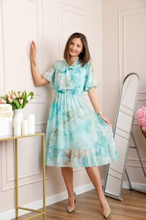 Rochie midi bleu Annalise cu imprimeu floral si funda la decolteu