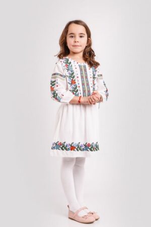 Rochie traditionala alba pentru fetite cu motiv floral multicolor Simona