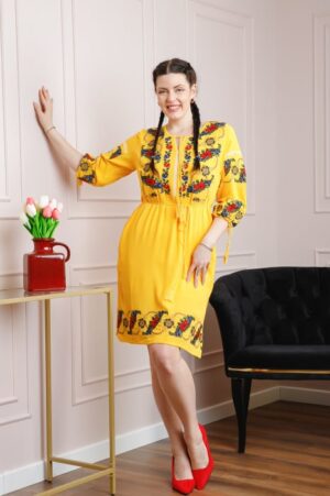Rochie traditionala galbena cu motiv floral multicolor Afrodita 04