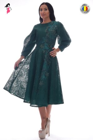 Rochie de ocazie clos din broderie cu aplicatie de flori 3D