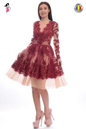 Rochie de ocazie din broderie pretioasa cu perle