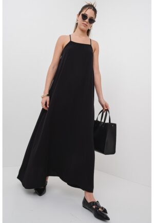 Rochie lunga cu decolteu patrat - Negru