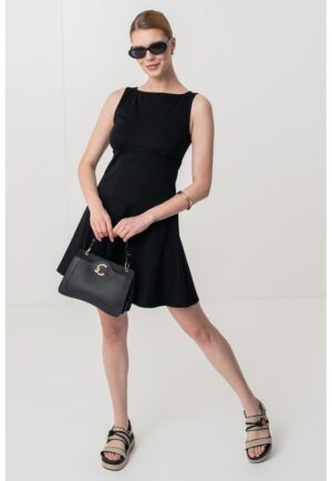 Rochie mini evazata cu decolteu barcuta - Negru