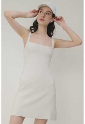Rochie mini fara maneci cu decolteu patrat