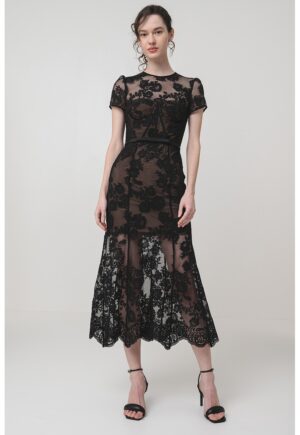 Rochie midi cu model floral si semitransparent si croiala pe bie - Negru