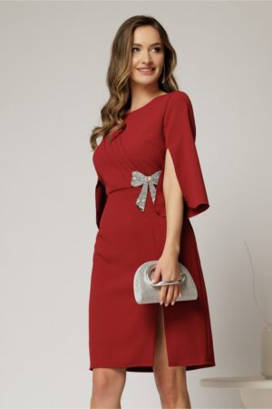 Rochie Aja eleganta din stofa bordo cu aplicatie funda