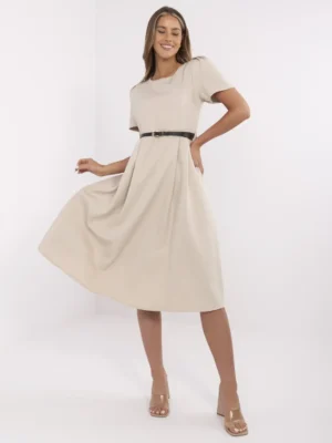 Rochie bej midi cu maneci scurte...