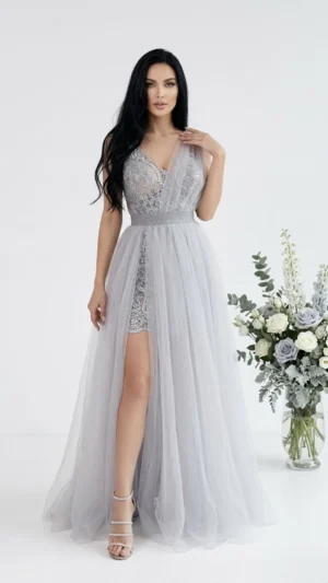 Rochie lunga din tull gri cu broderie argintie pretioasa