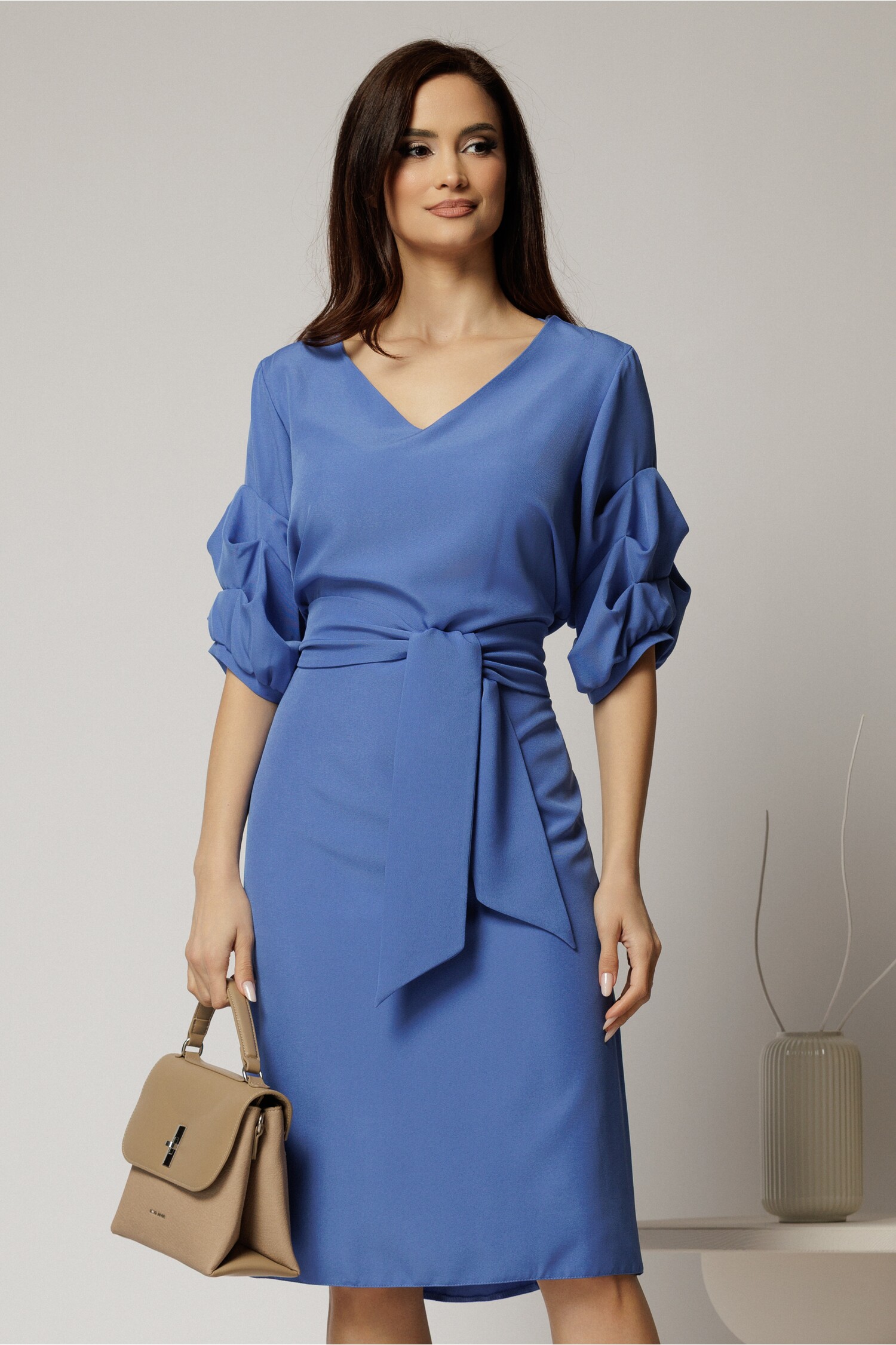 Rochie DY Fashion albastra cu adaos de viscoza cu croi drept si maneci bufante