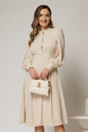Rochie DY Fashion bej din triplu voal cu guler tunica si nasturi tip floare