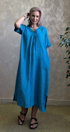 Rochie lunga tip kaftan din in cu croi amplu si decolteu in V