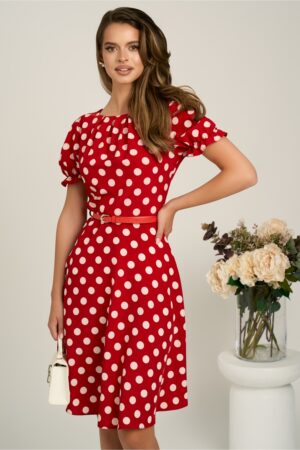 Rochie midi rosie din viscoza in clos cu buline mari si curea in talie