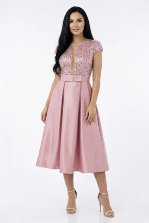 Rochie eleganta din tafta cu partea superioara prevazuta cu perle