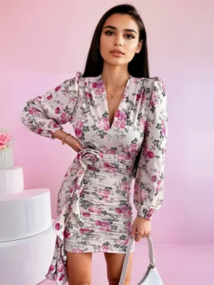 Rochie scurta cu imprimeu floral...