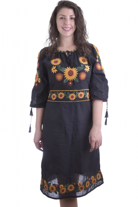 Rochie traditionala midi neagra cu motiv floarea-soarelui Sorana