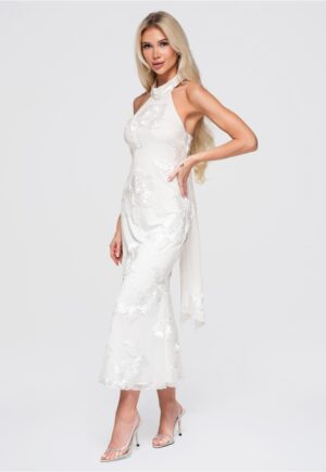 Rochie maxi cu decolteu halter - talie evidentiata si aplicatii florale - Ecru