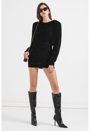 Rochie scurta cu decolteu adanc pe partea din spate - Negru